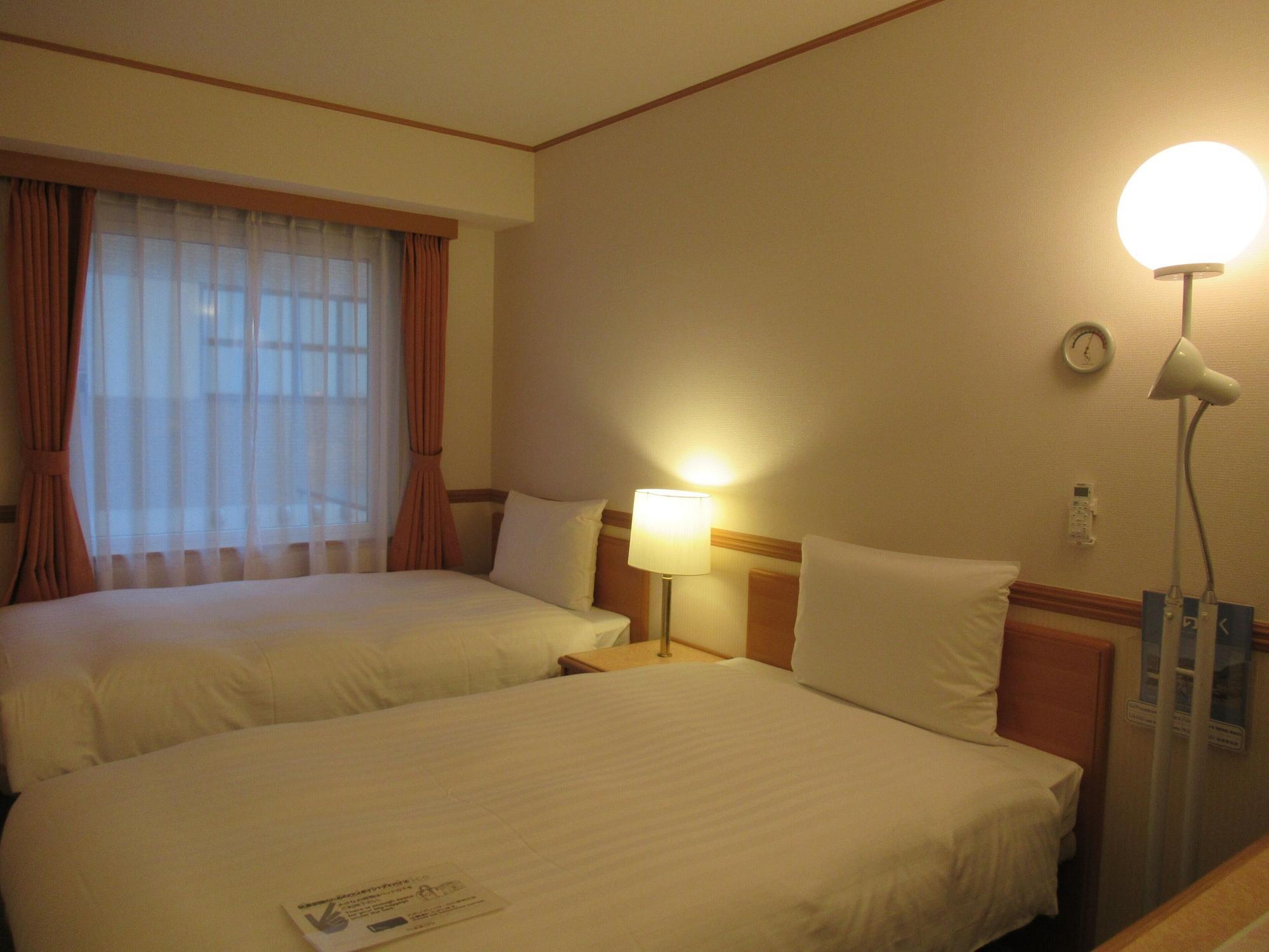 Toyoko Inn Hakata Nishi-Nakasu Fukuoka  Eksteriør bilde