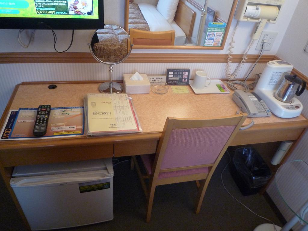 Toyoko Inn Hakata Nishi-Nakasu Fukuoka  Eksteriør bilde